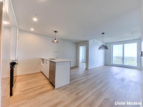 302-515 Rue des Marronniers  Candiac, QC J5R 0T5