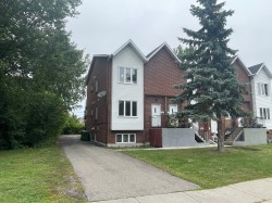 12231  - 12239 Rue Pavillon  Montréal (Pierrefonds-Roxboro), QC H8Z 1M6