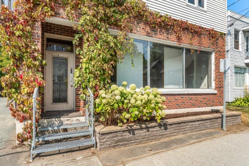 Entrée extérieure - 117  - 121 Rue Dollard, Magog, QC - Outdoor