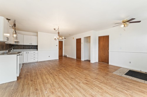 Logement - 117  - 121 Rue Dollard, Magog, QC - Indoor Photo Showing Kitchen