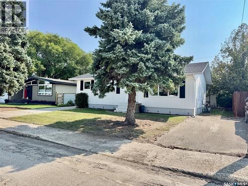 12 King Crescent, Humboldt, SK - Outdoor