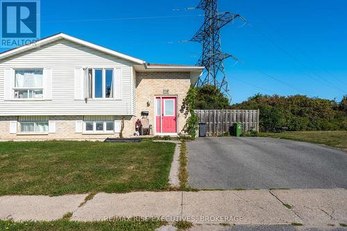 828 BIGHAM COURT  Kingston (East Gardiners Rd), ON K7M 7Y4