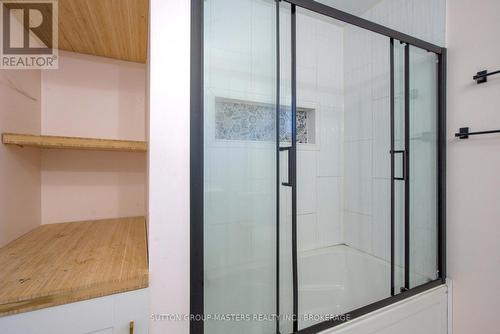 846 Sandringham Place, Kingston (North Of Taylor-Kidd Blvd), ON - Indoor Photo Showing Bathroom