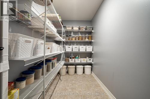 575 Stonehenge Drive, Hamilton, ON - Indoor