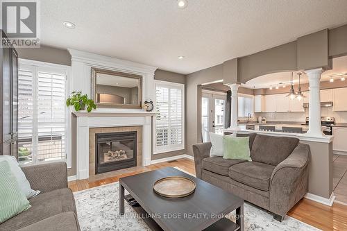 5586 Churchill Meadows Boulevard, Mississauga, ON - Indoor Photo Showing Living Room With Fireplace