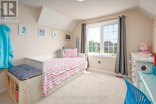 5586 Churchill Meadows Boulevard, Mississauga, ON - Indoor Photo Showing Bedroom