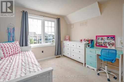 5586 Churchill Meadows Boulevard, Mississauga, ON - Indoor Photo Showing Bedroom