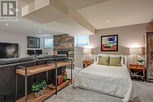 5586 Churchill Meadows Boulevard, Mississauga, ON - Indoor Photo Showing Bedroom