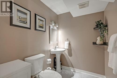 5586 Churchill Meadows Boulevard, Mississauga, ON - Indoor Photo Showing Bathroom