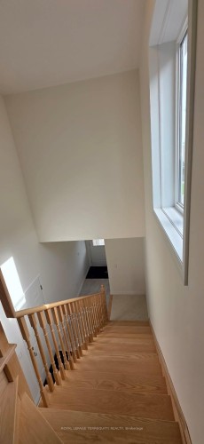 34 Hillcroft Way, Kawartha Lakes, ON - Indoor Photo Showing Other Room