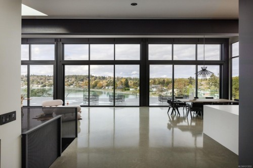 2701 Sea View Rd, Saanich, BC 