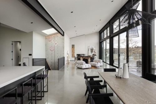 2701 Sea View Rd, Saanich, BC 