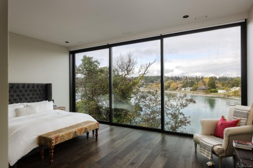 2701 Sea View Rd, Saanich, BC 