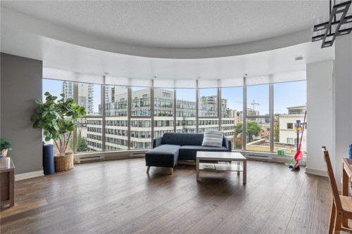 701-760 Johnson St, Victoria, BC - Indoor Photo Showing Living Room