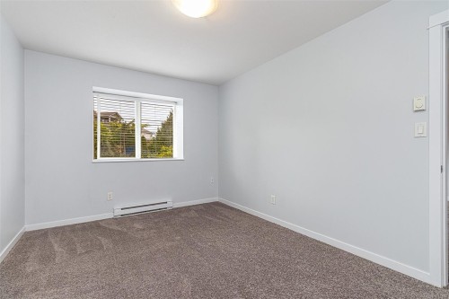 6000 Rockridge Rd, Duncan, BC - Indoor Photo Showing Other Room
