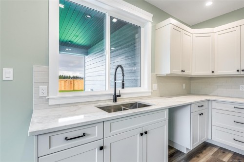 742 Salmonberry St, Campbell River, BC 