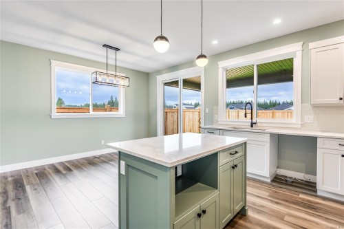 742 Salmonberry St, Campbell River, BC 