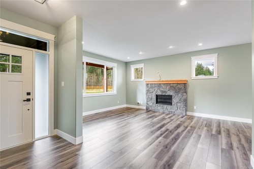 742 Salmonberry St, Campbell River, BC 