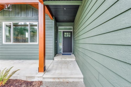 742 Salmonberry St, Campbell River, BC 