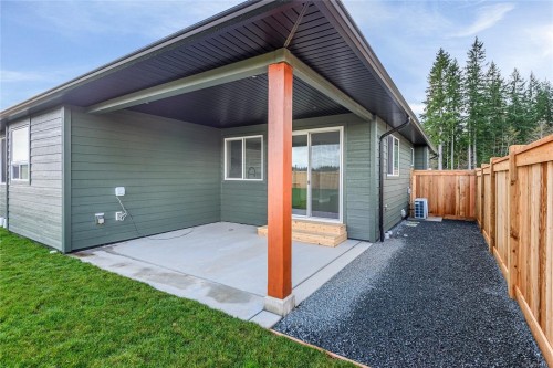 742 Salmonberry St, Campbell River, BC 