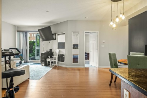 215-99 Chapel St, Nanaimo, BC - Indoor