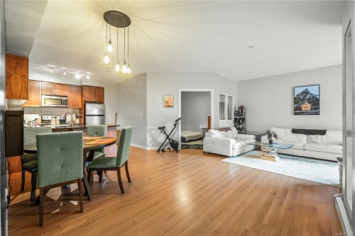 215-99 Chapel St, Nanaimo, BC - Indoor