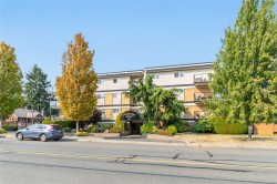 208-255 Hirst Ave  Parksville, BC V9P 1P5