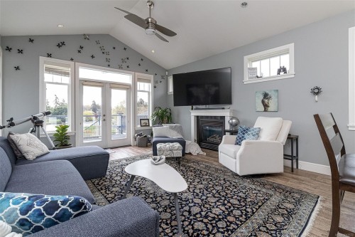 164 White Pine Rd, View Royal, BC 