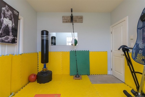 164 White Pine Rd, View Royal, BC 