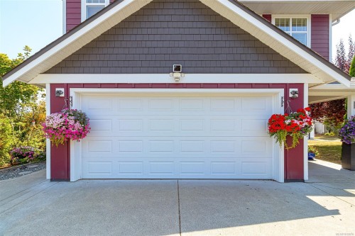 164 White Pine Rd, View Royal, BC 