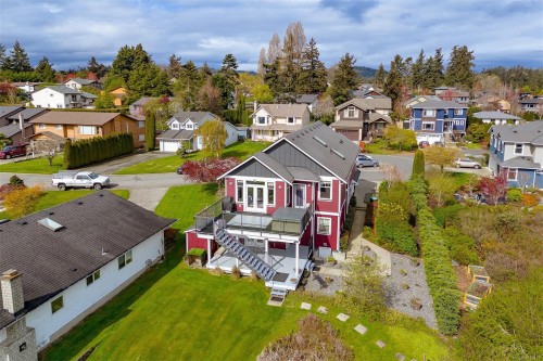164 White Pine Rd, View Royal, BC 