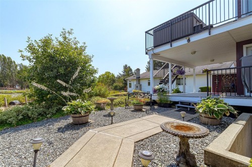 164 White Pine Rd, View Royal, BC 