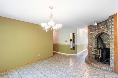 5634 Metral Dr, Nanaimo, BC 