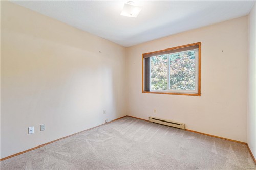 5634 Metral Dr, Nanaimo, BC 