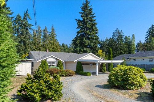 5634 Metral Dr, Nanaimo, BC 