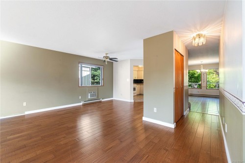 5634 Metral Dr, Nanaimo, BC 