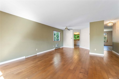 5634 Metral Dr, Nanaimo, BC 