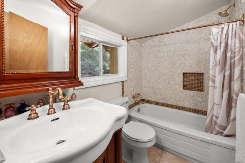 3781 Phillips Rd, Sooke, BC 