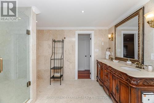 2197 Courrier Lane, Mississauga, ON - Indoor Photo Showing Bathroom