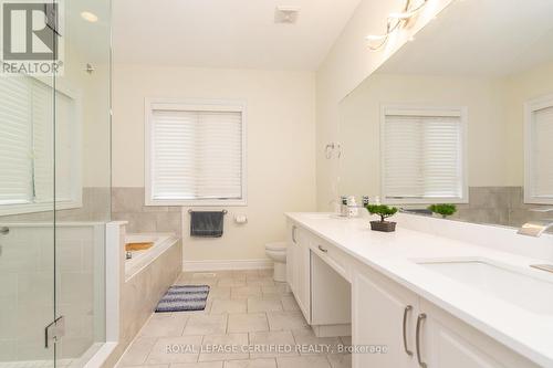 792 Glenbrook Avenue, Burlington, ON - Indoor Photo Showing Bathroom