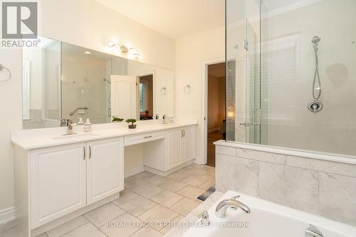 792 Glenbrook Avenue, Burlington, ON - Indoor Photo Showing Bathroom