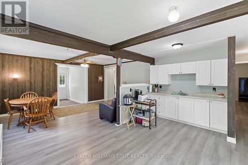 KITCHEN - 1402 Hwy 6, Hamilton, ON - Indoor Photo Showing Kitchen