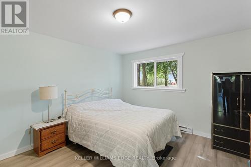 PRIMARY BEDROOM - 1402 Hwy 6, Hamilton, ON - Indoor Photo Showing Bedroom
