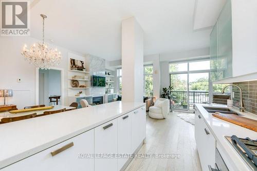408 - 66 Kippendavie Avenue, Toronto, ON - Indoor Photo Showing Kitchen With Double Sink