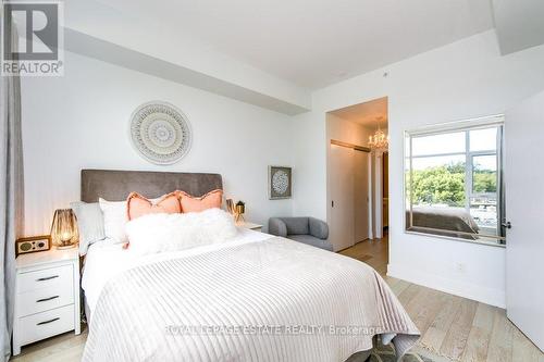 408 - 66 Kippendavie Avenue, Toronto, ON - Indoor Photo Showing Bedroom