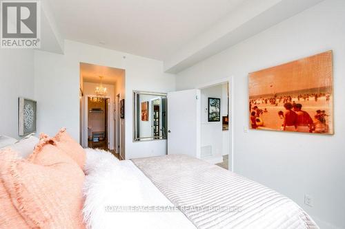 408 - 66 Kippendavie Avenue, Toronto, ON - Indoor Photo Showing Bedroom