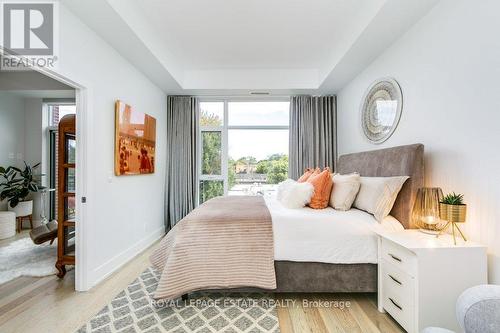 408 - 66 Kippendavie Avenue, Toronto, ON - Indoor Photo Showing Bedroom