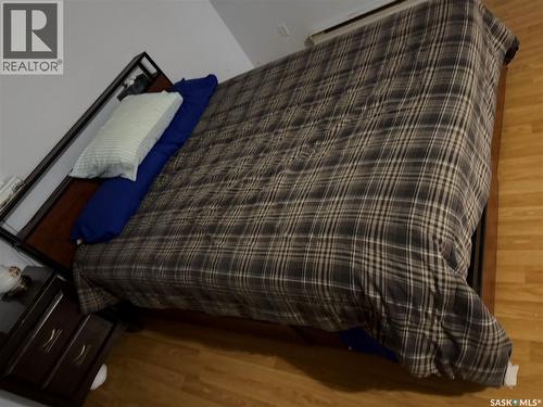 128 1St Avenue S, Coronach, SK - Indoor