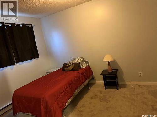 128 1St Avenue S, Coronach, SK - Indoor Photo Showing Bedroom