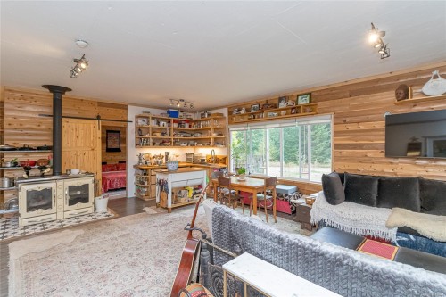 6883 Westcott Rd, Duncan, BC 